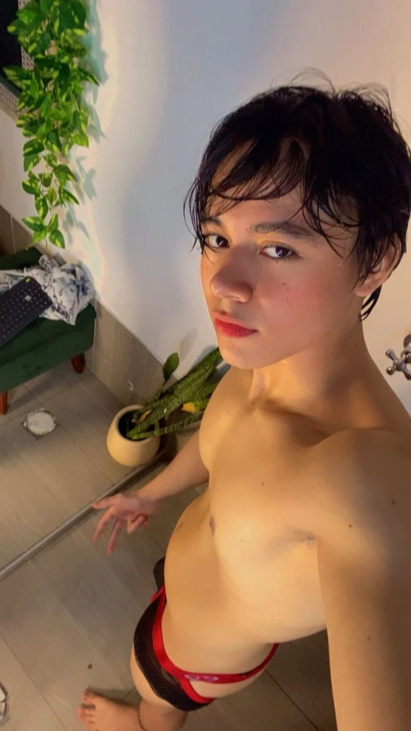 XXX Porn Photo of Nude Max_gold 15