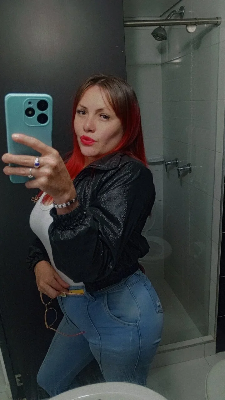 XXX Porn Photo of Nude carolinhe_ 19