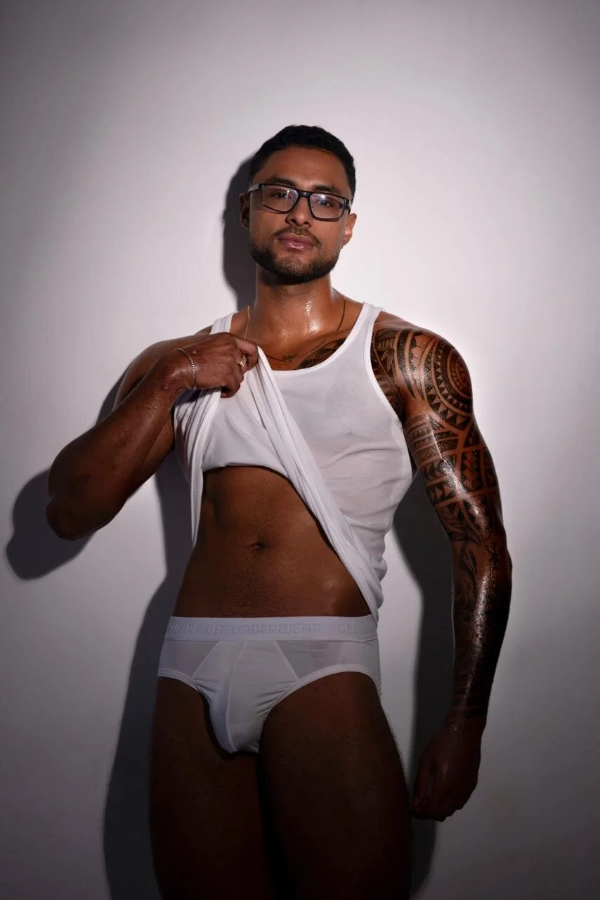 XXX Porn Photo of Nude LiamGarcia1 23