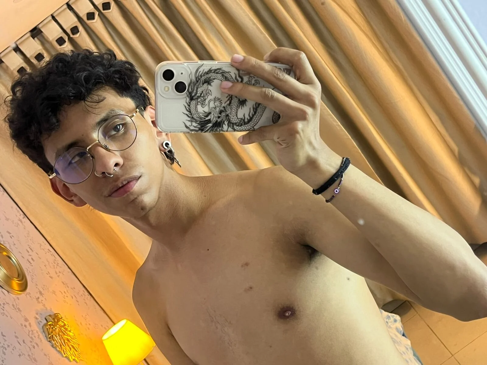 XXX Porn Photo of Nude kaiirox 2