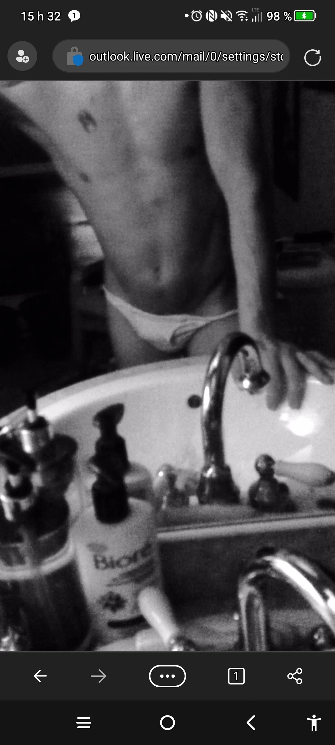 XXX Porn Photo of Nude Vinyboy69 19