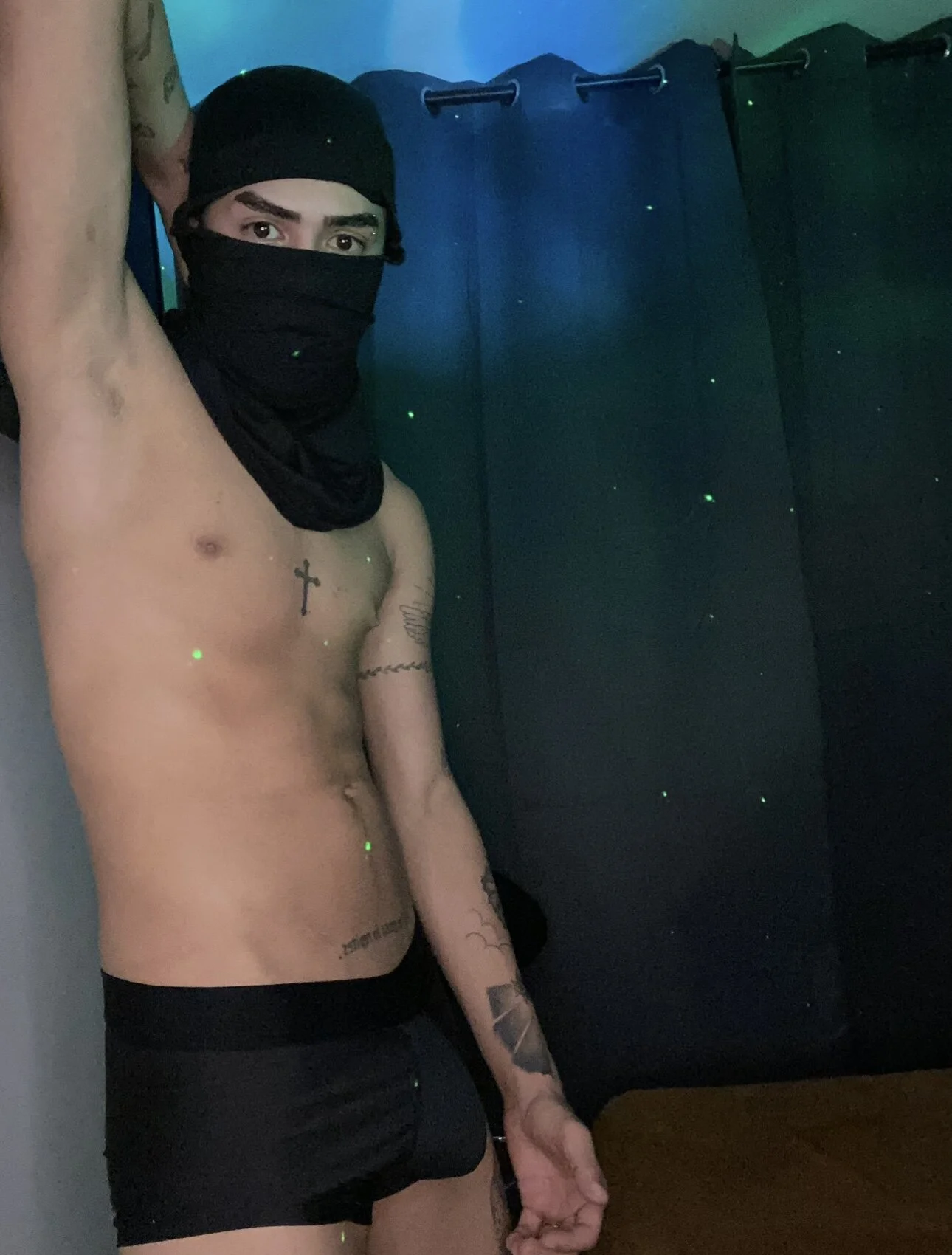 XXX Porn Photo of Nude huge_Santiago 33