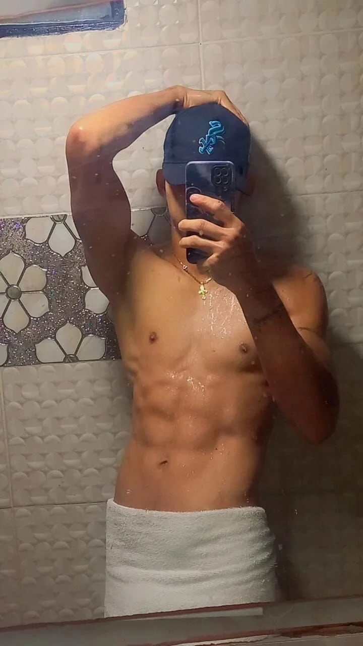XXX Porn Photo of Nude KamiSuarez 2