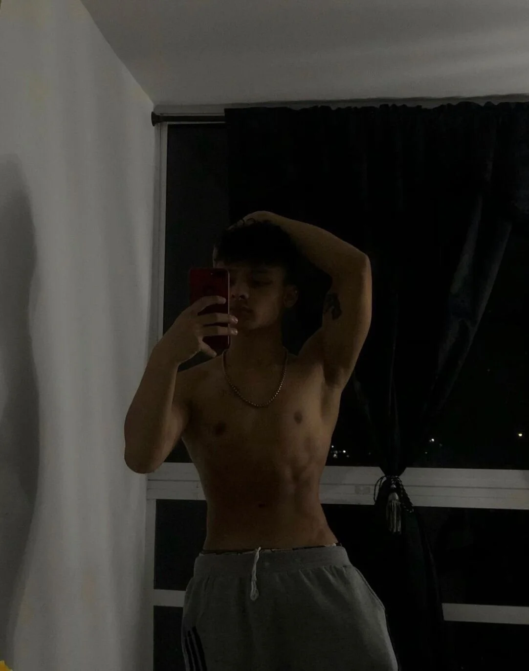 XXX Porn Photo of Nude Zeus_Jeff 5