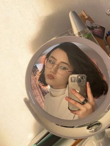 XXX Porn Photo of Nude SolvedGlobe 1
