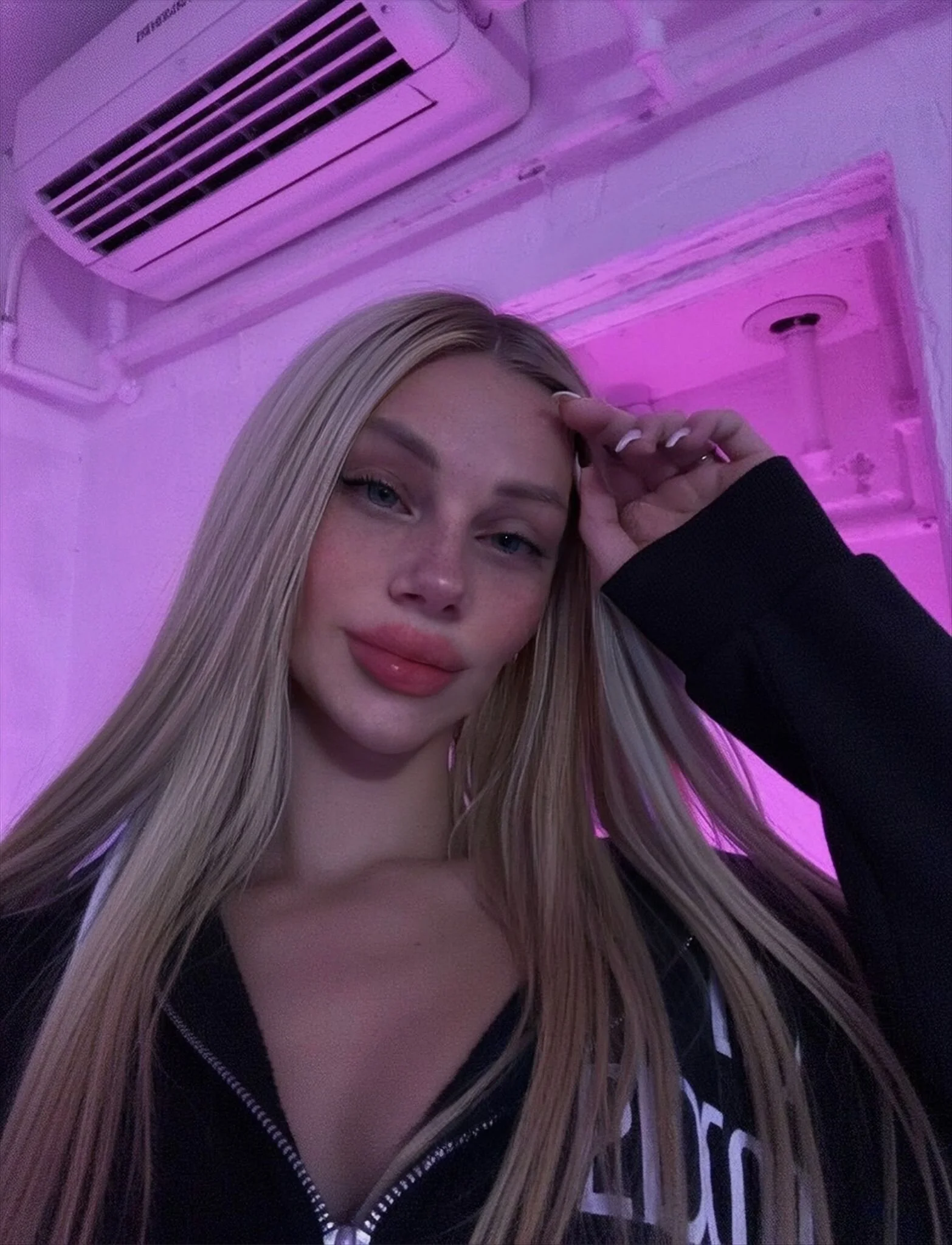 XXX Porn Photo of Nude BarbieKara 3