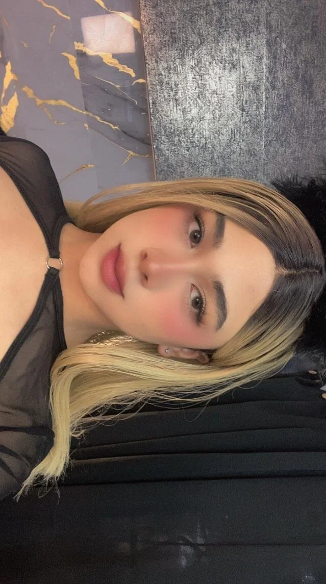 XXX Porn Photo of Nude Dante_bre 19