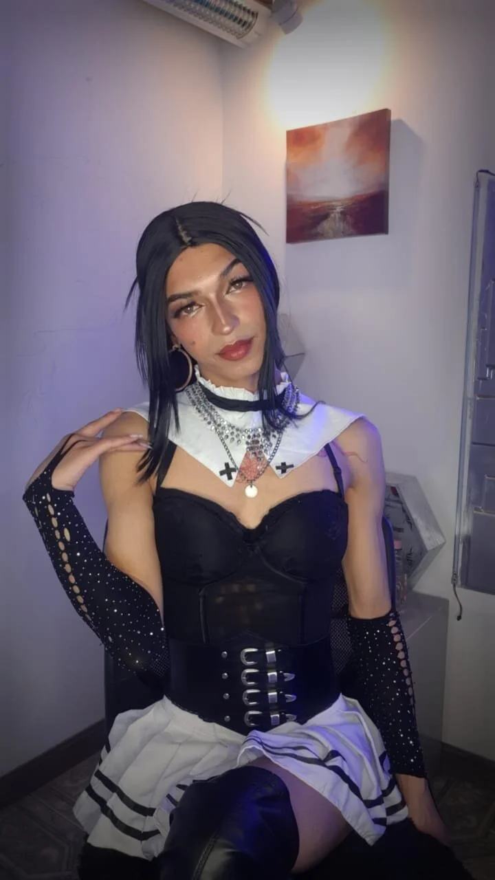 XXX Porn Photo of Nude MeghanQueen__ 2