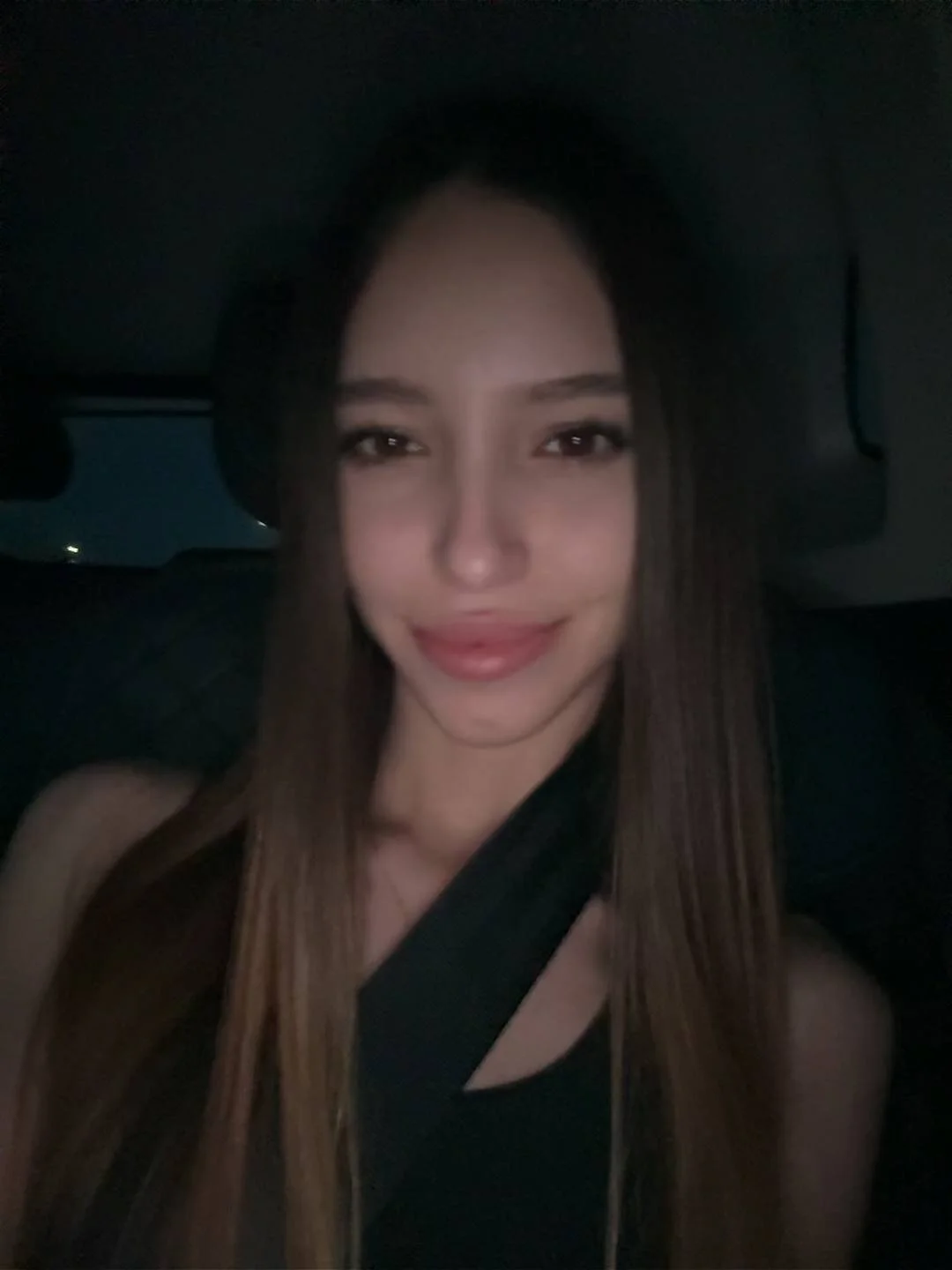 XXX Porn Photo of Nude BrandaBurns 1