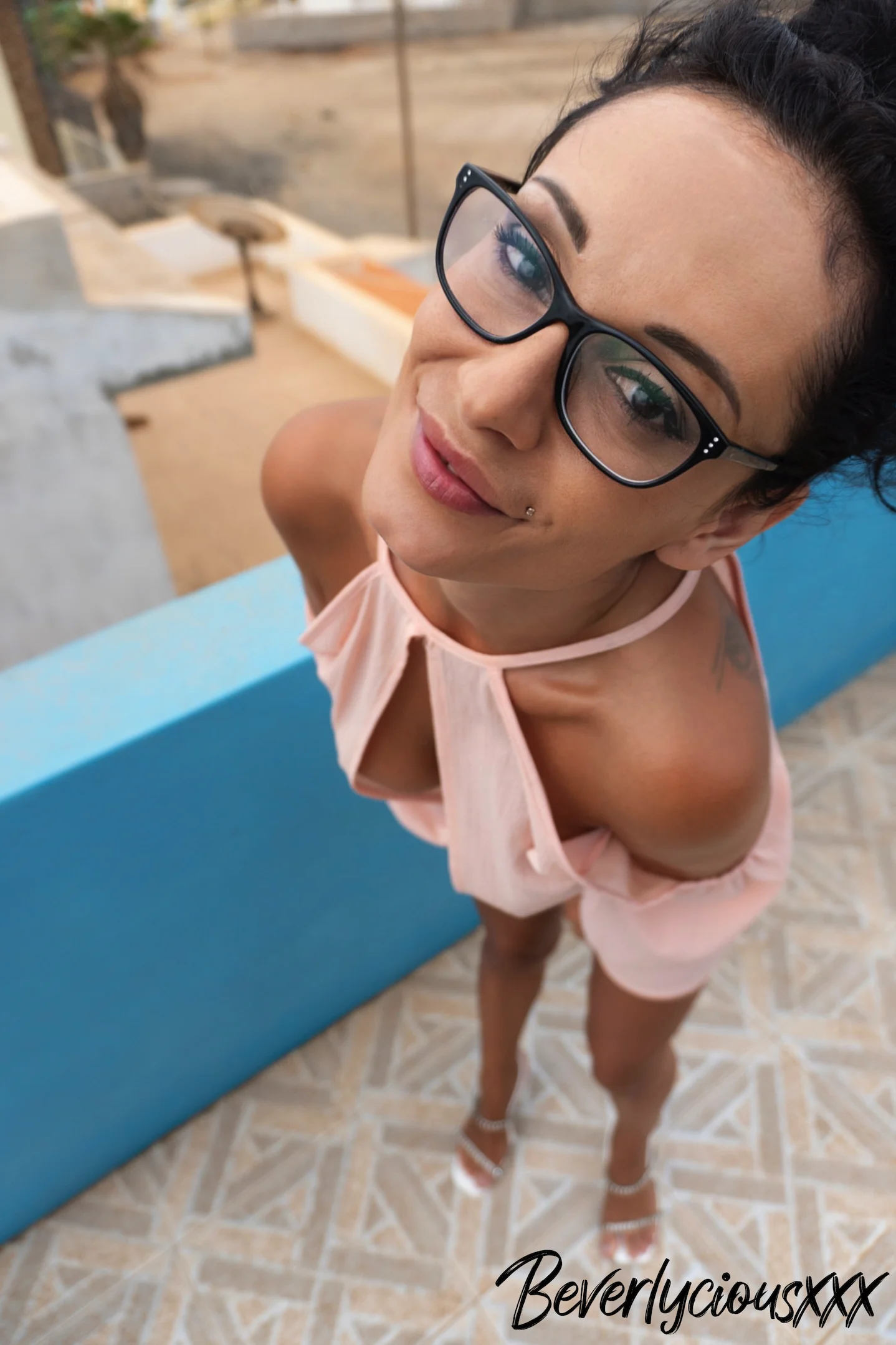 XXX Porn Photo of Nude therealbeverlycious 15