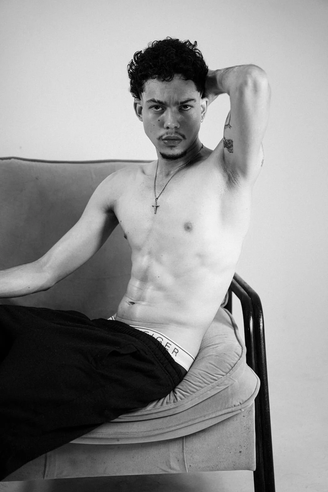 XXX Porn Photo of Nude thiago_preston 2