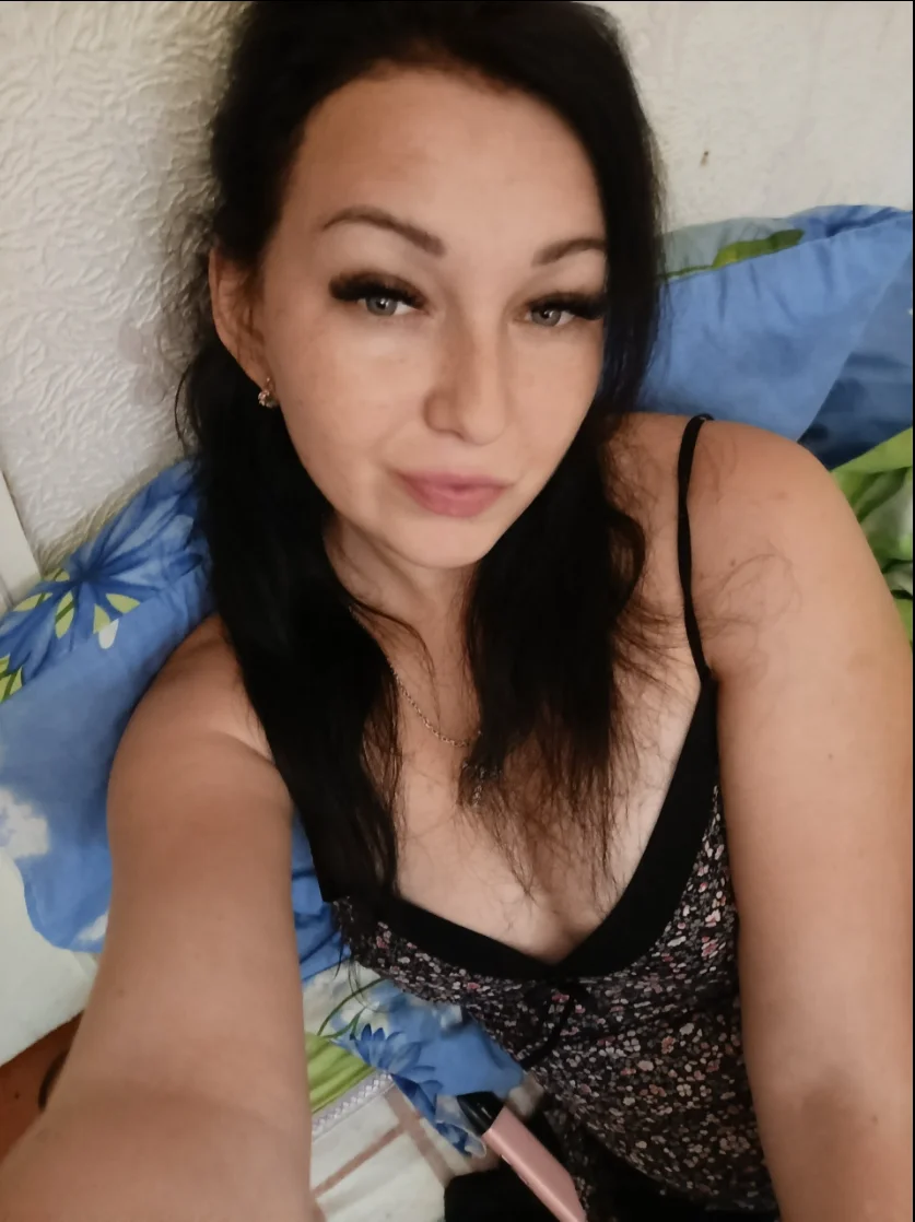 XXX Porn Photo of Nude DanaNeon 4