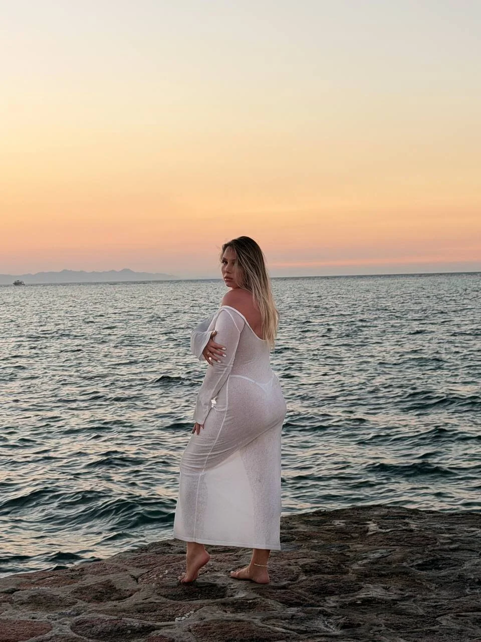 XXX Porn Photo of Nude SexyFray_85D 17