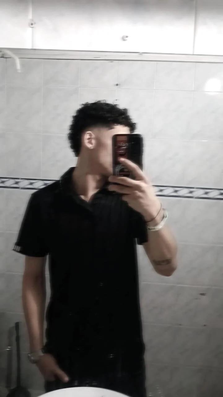 XXX Porn Photo of Nude JARED_BOY1 3