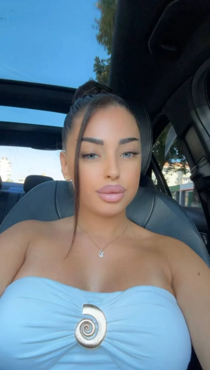 XXX Porn Photo of Nude OlyviaDelight 1