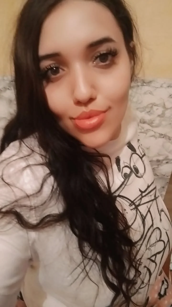 XXX Porn Photo of Nude Mellyy69 4