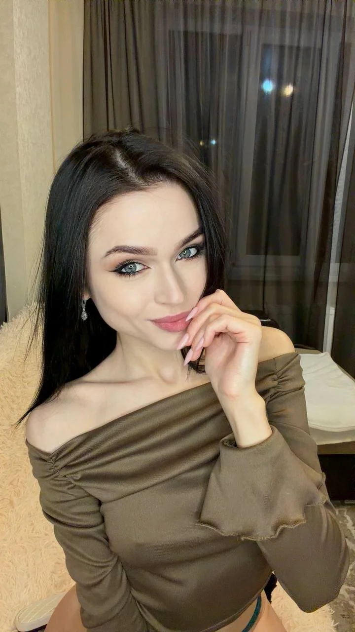 XXX Porn Photo of Nude Miss_Amelisse 6