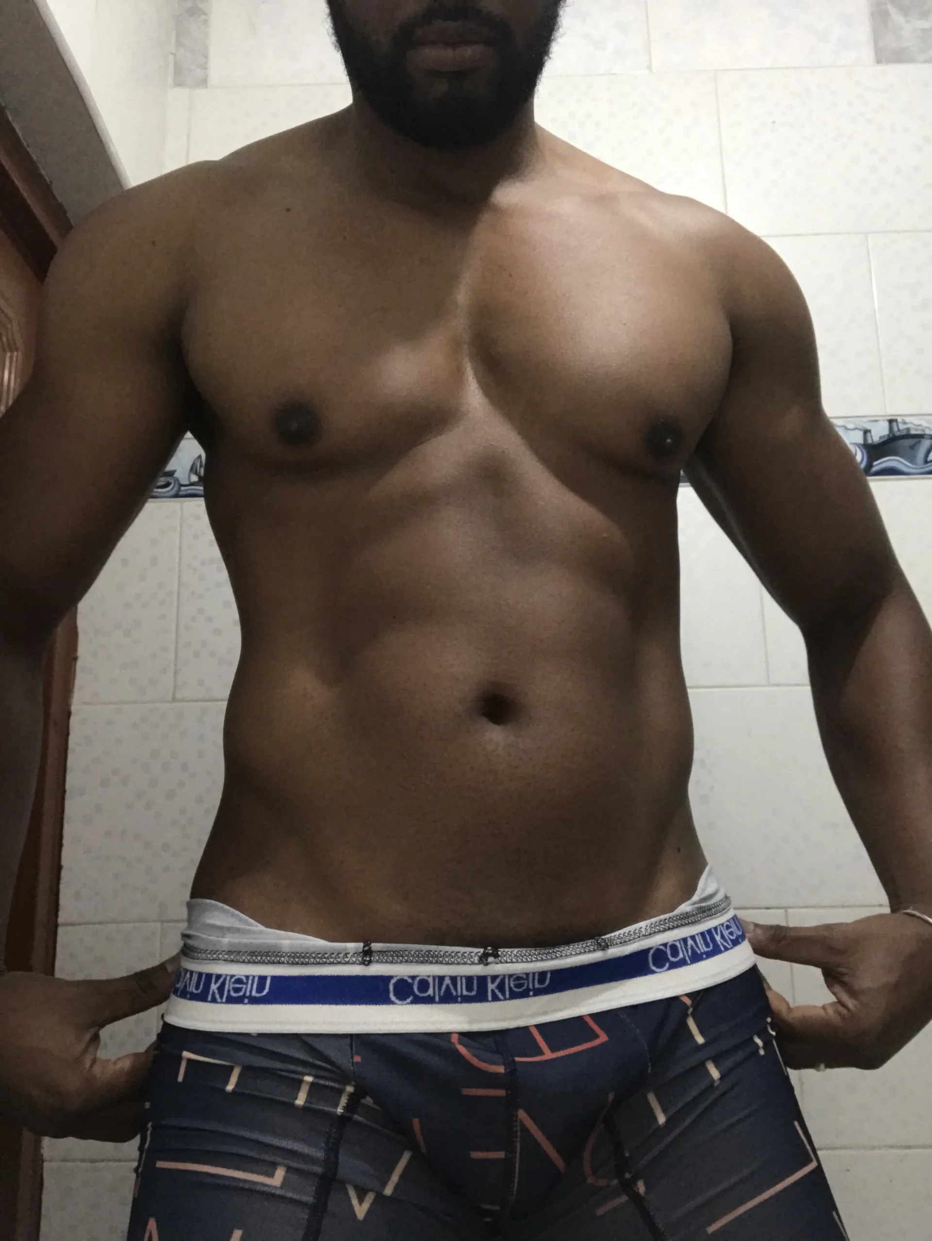 XXX Porn Photo of Nude irey_negro 4