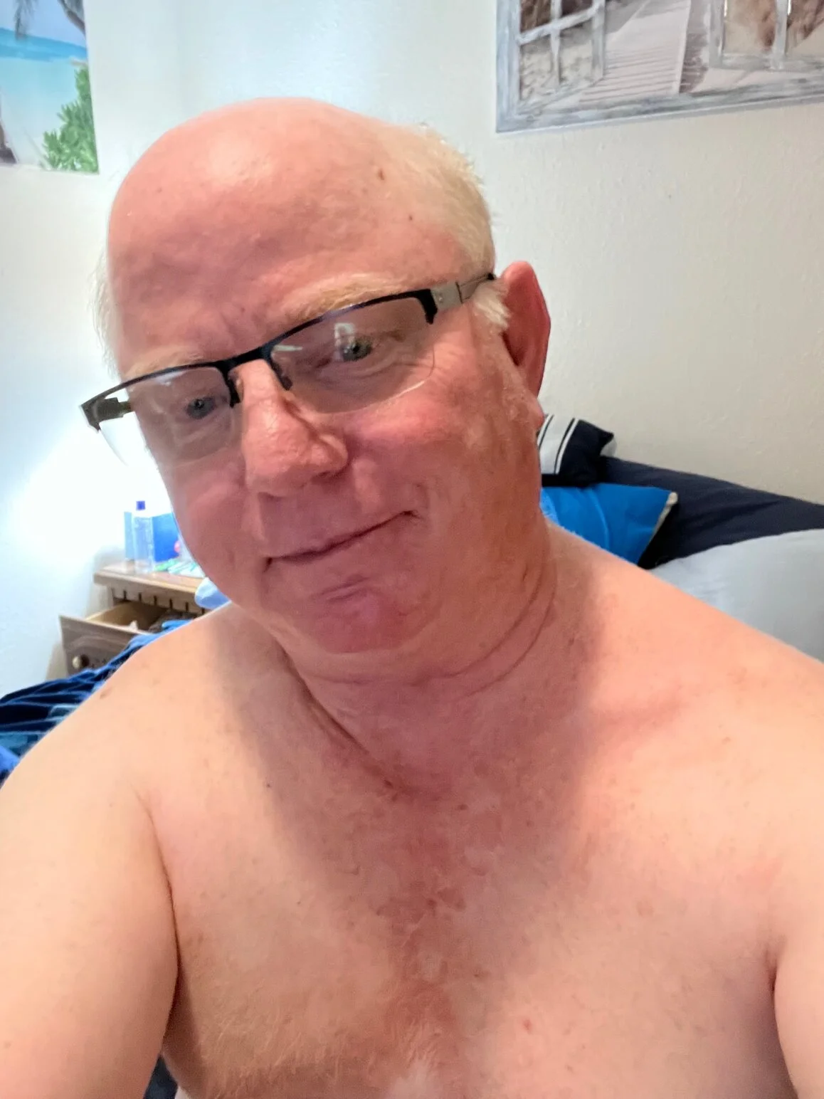 XXX Porn Photo of Nude bigspike1960 4