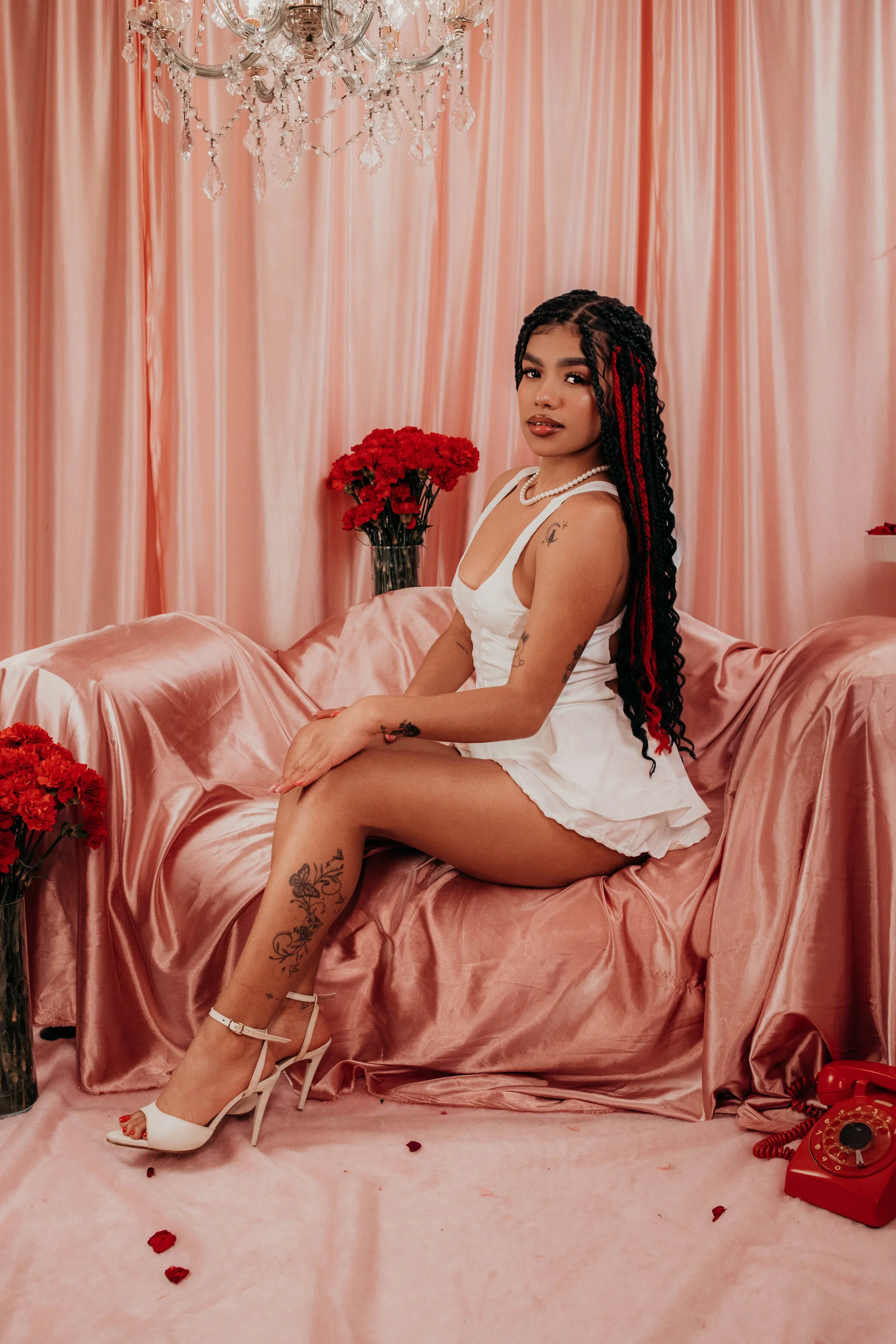 XXX Porn Photo of Nude NaylaGrey 33