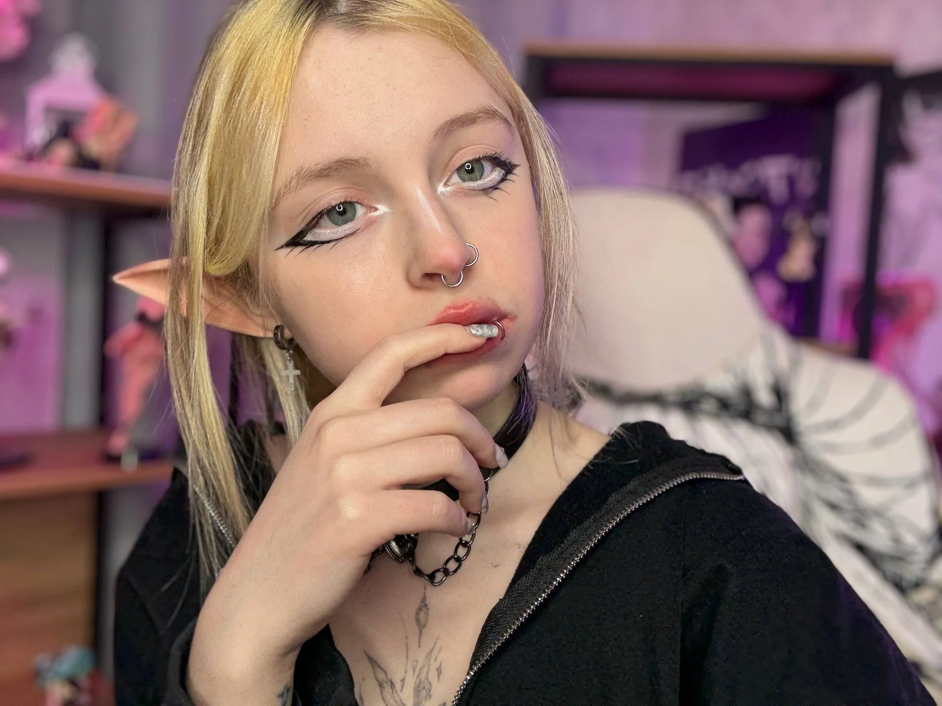 XXX Porn Photo of Nude ElvenQueen 11
