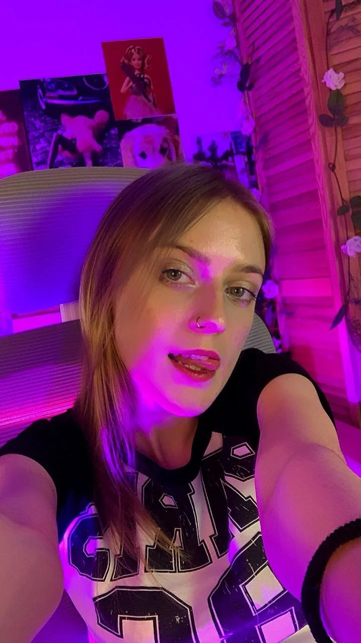 XXX Porn Photo of Nude KiraMontoya 8
