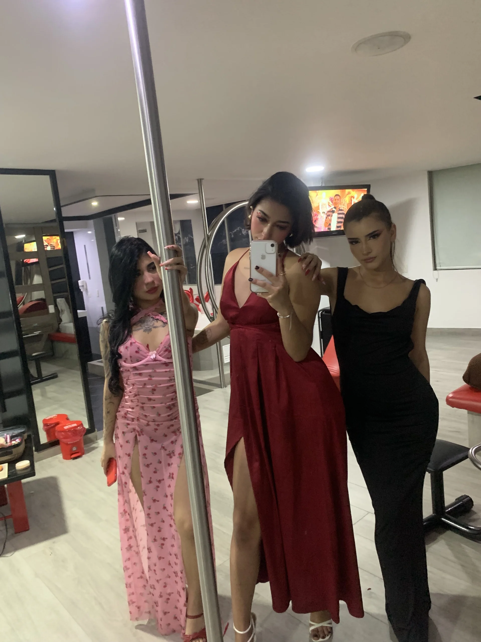 XXX Porn Photo of Nude LilithMonette 26