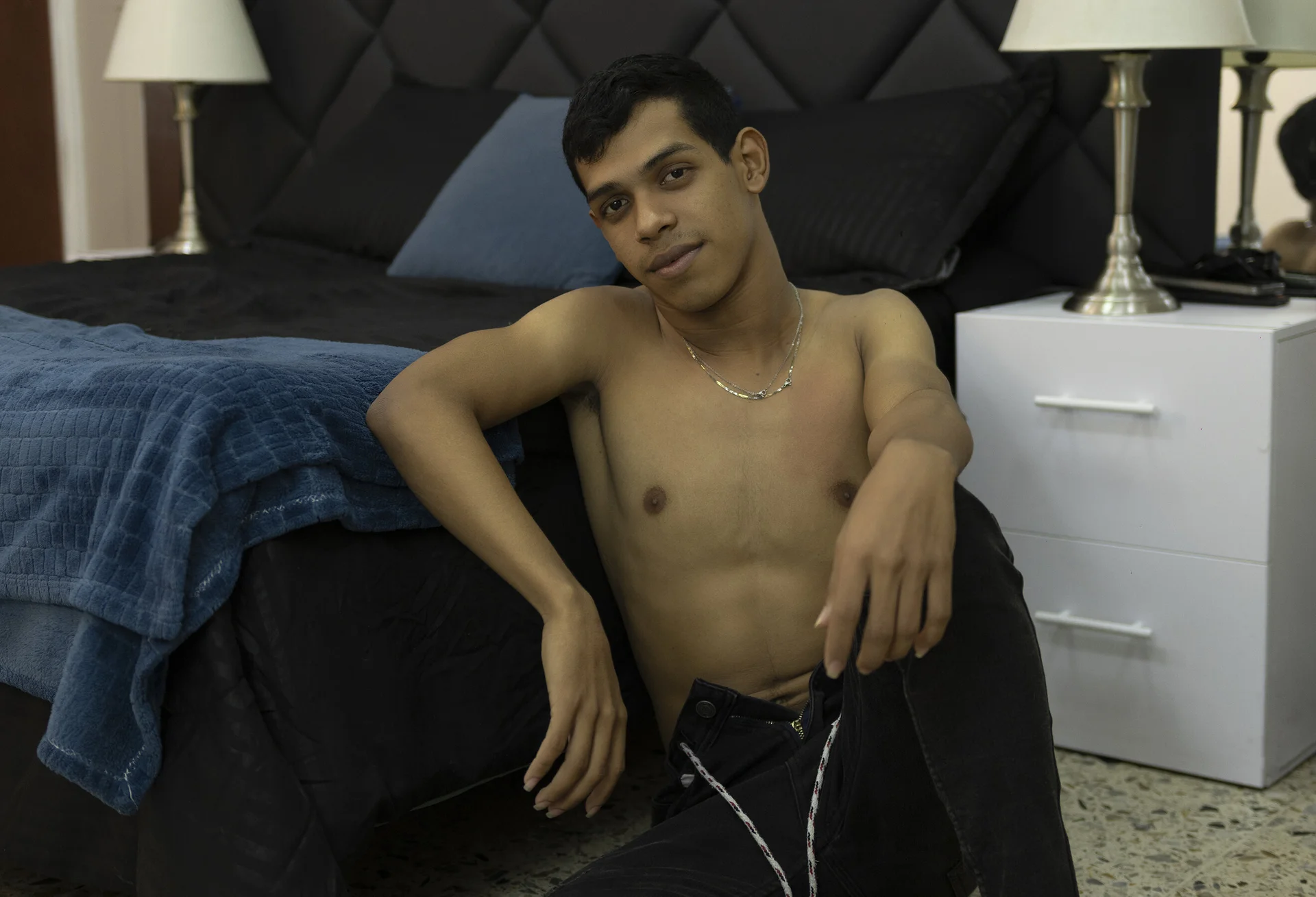 XXX Porn Photo of Nude sven_basquia 17