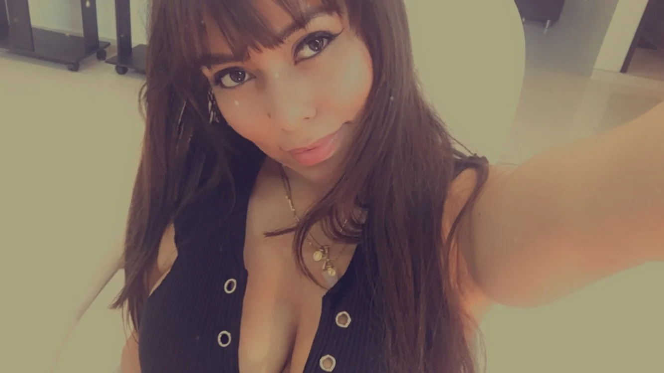 XXX Porn Photo of Nude PetitLumiere 14