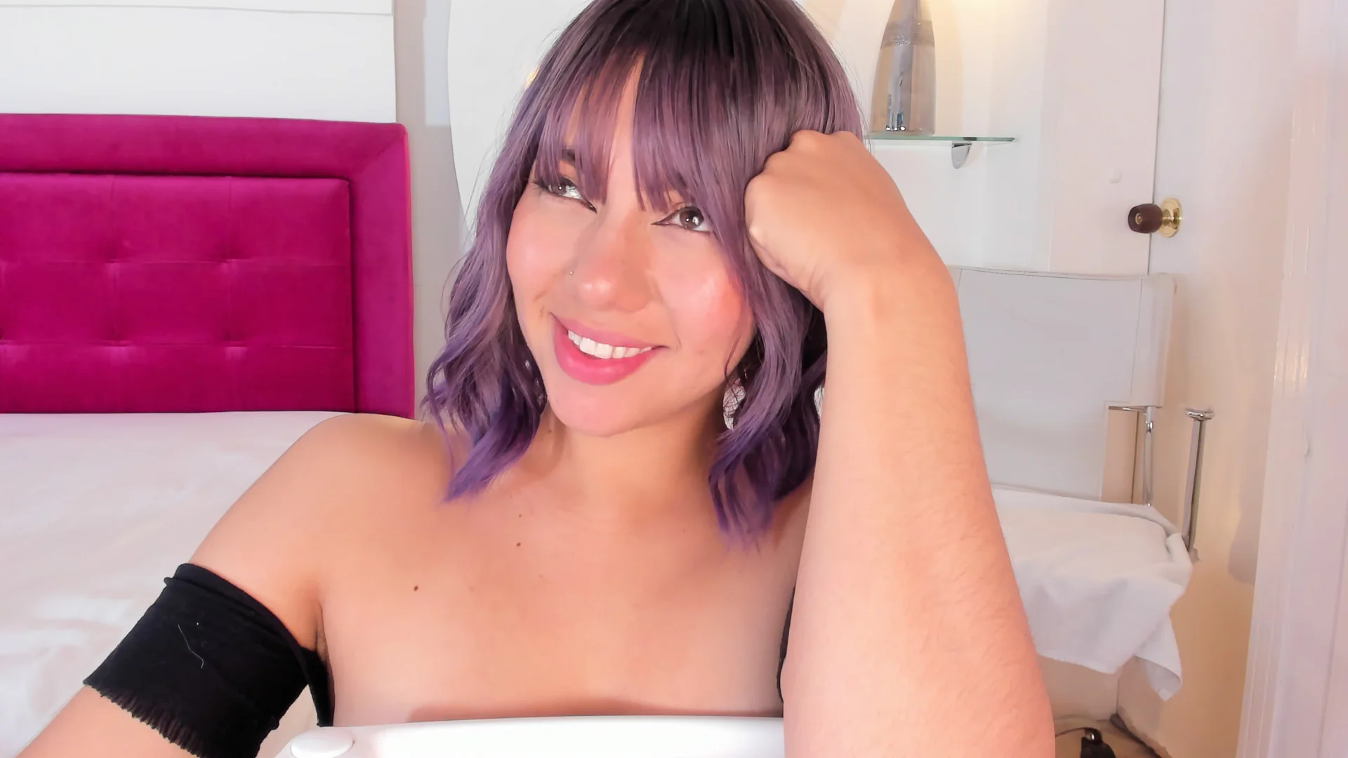XXX Porn Photo of Nude AliceHanz 34