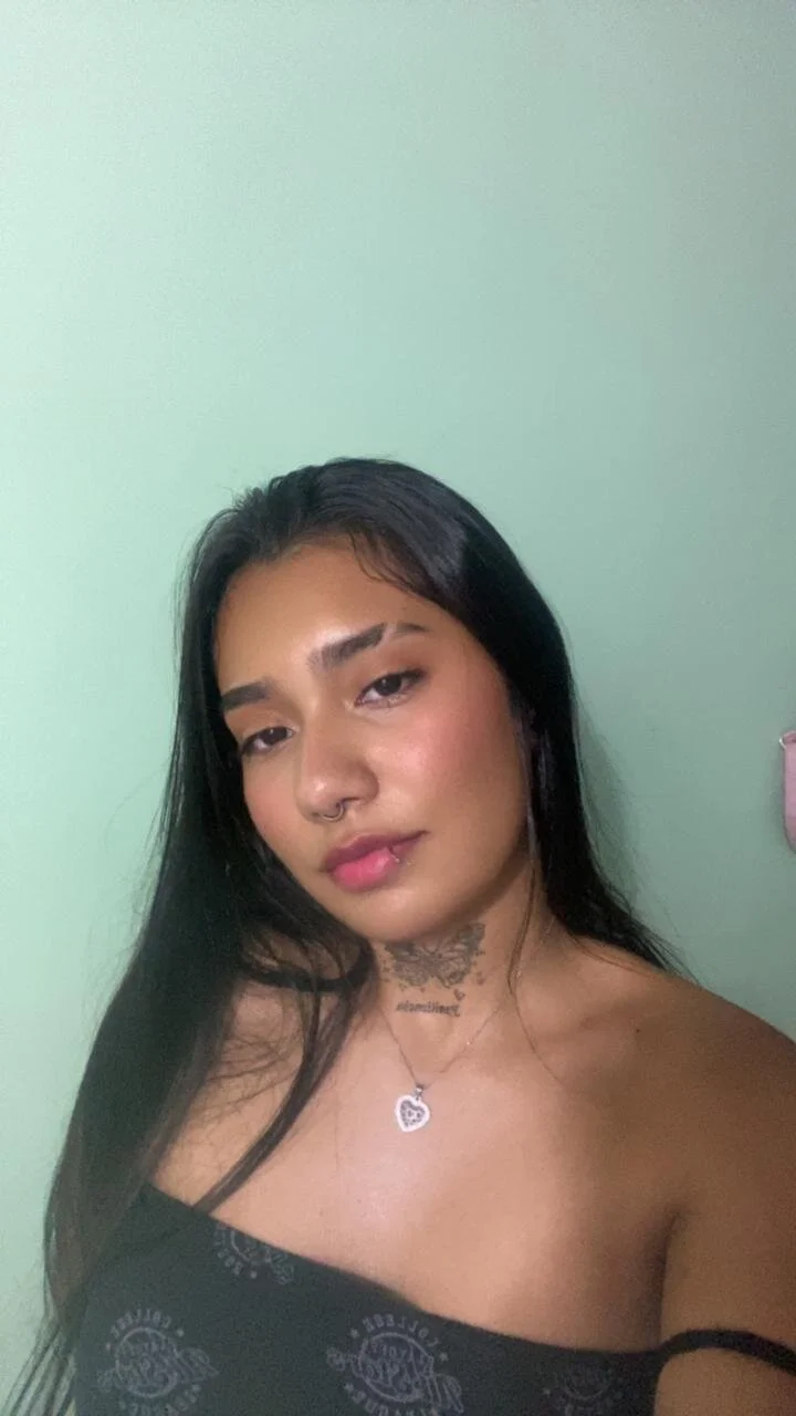 XXX Porn Photo of Nude AshlieRoberts 1