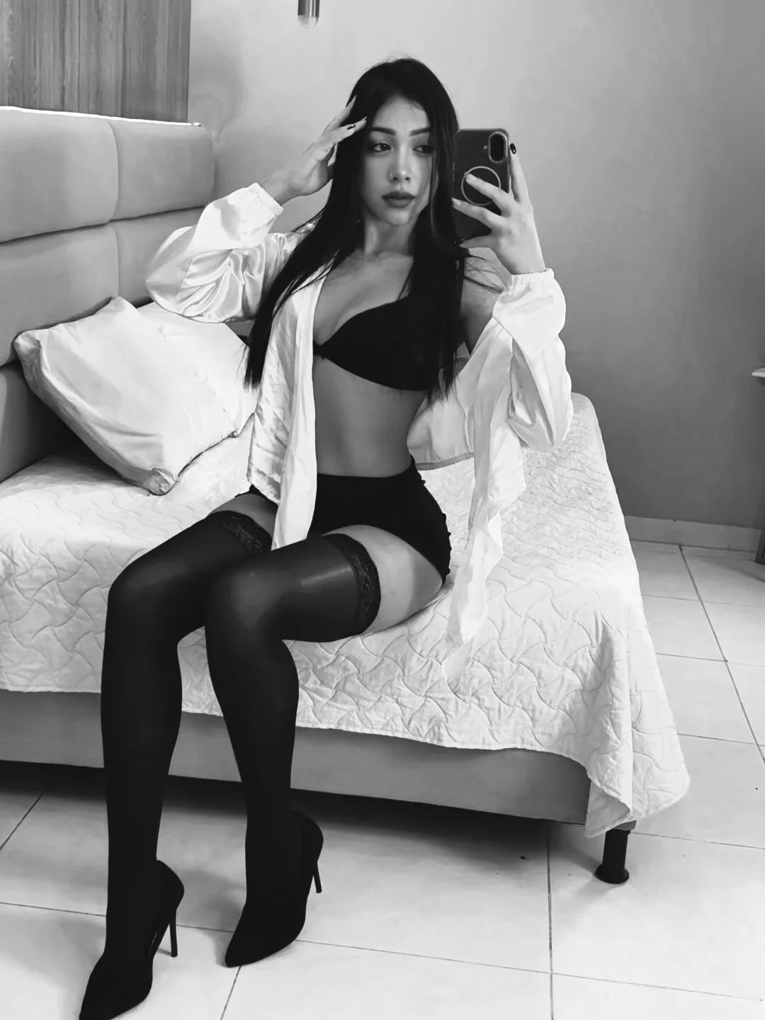 XXX Porn Photo of Nude DaniSarzosa 6