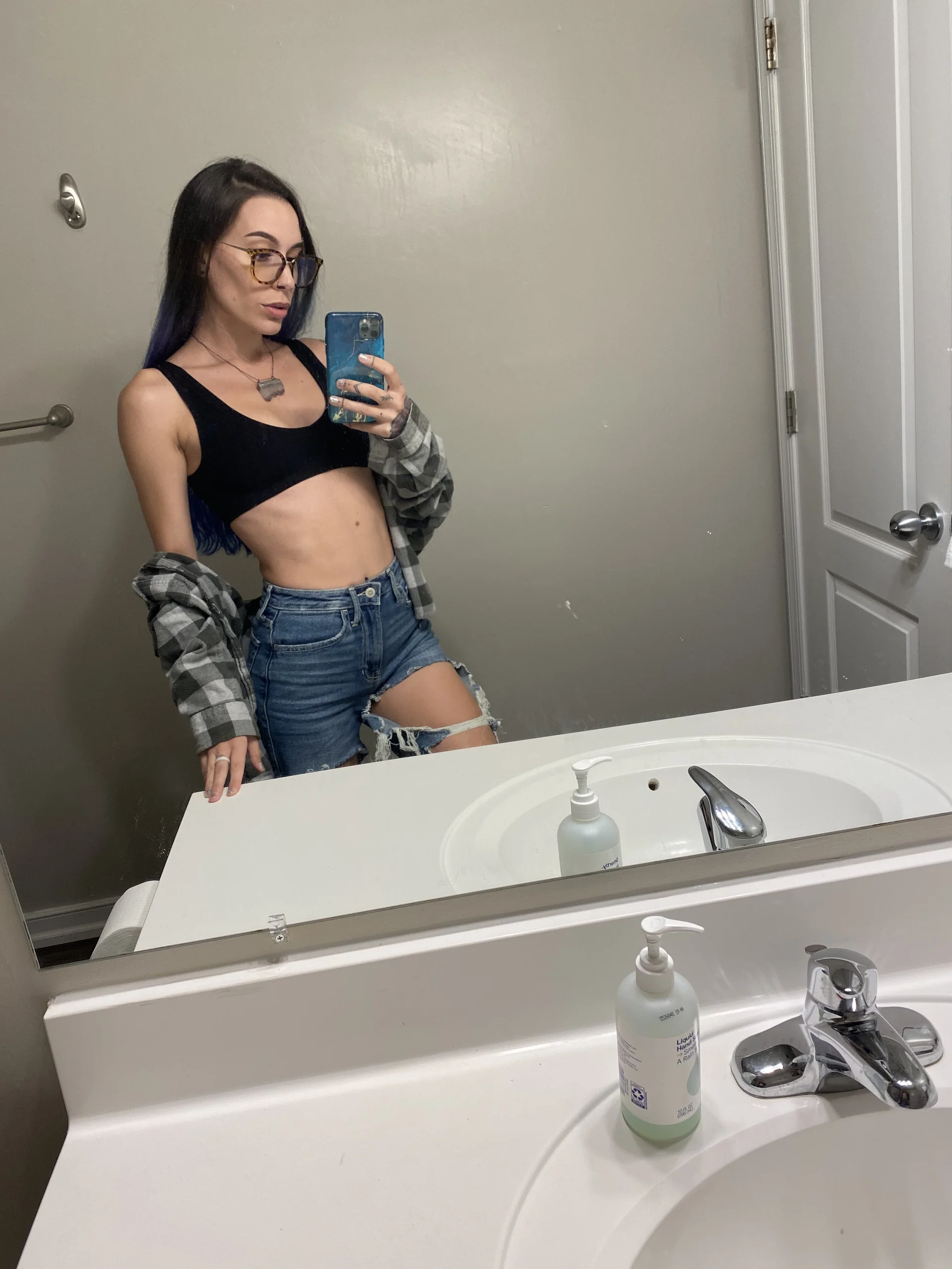 XXX Porn Photo of Nude lil_martian 10