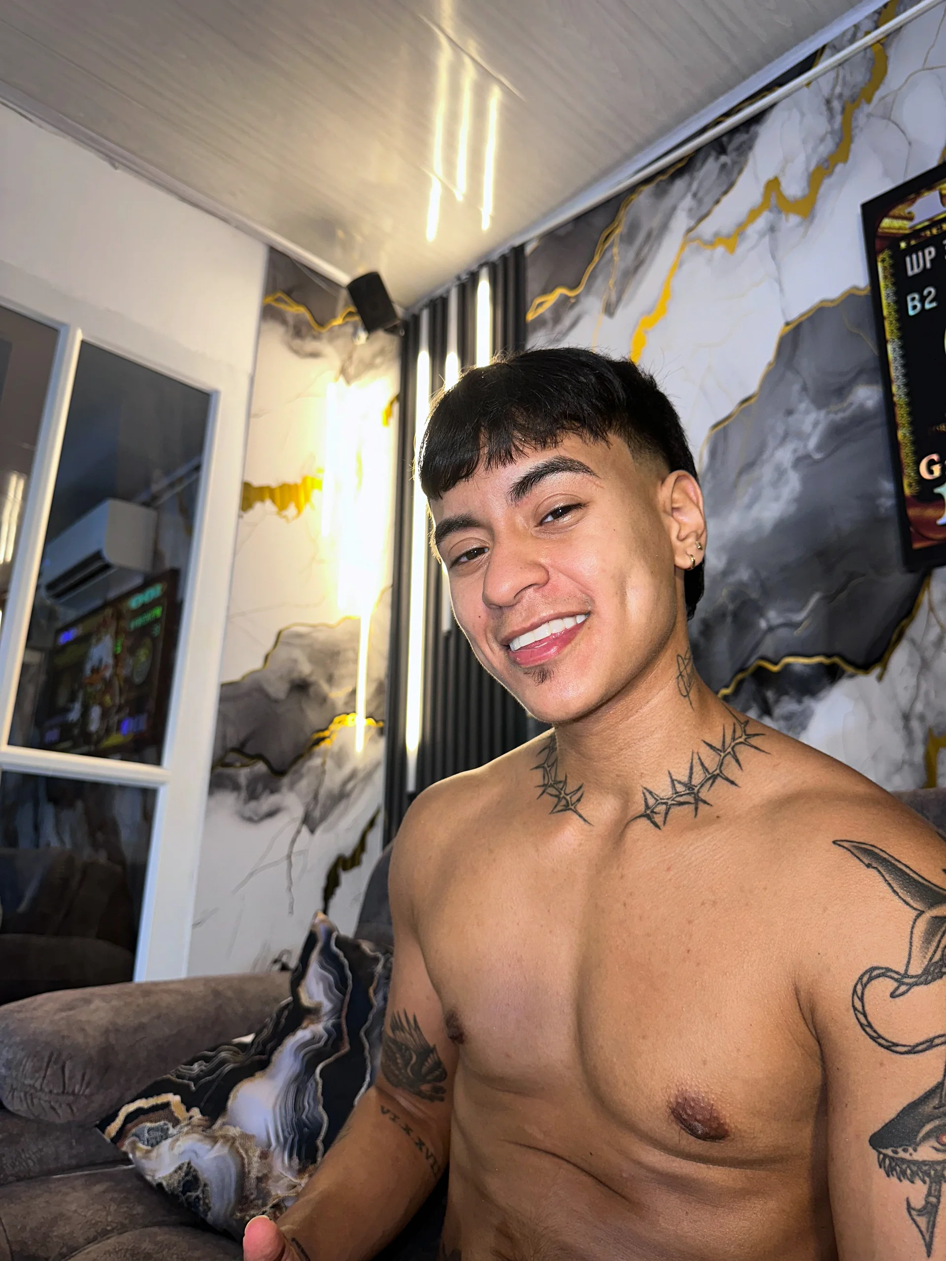 XXX Porn Photo of Nude Ftm_xxxperiencie 24