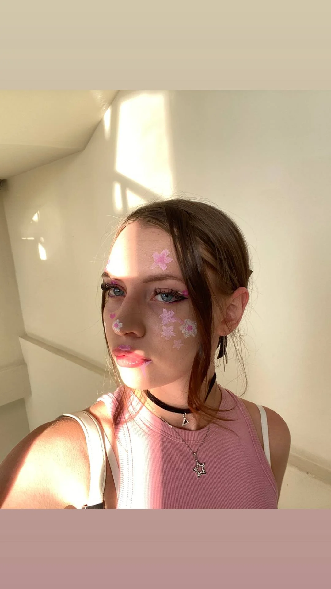 XXX Porn Photo of Nude Carolain2468 24