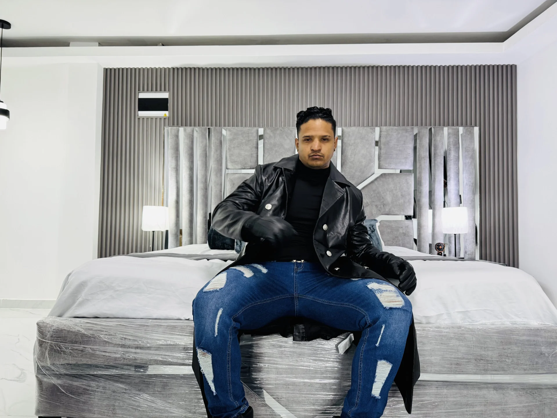 XXX Porn Photo of Nude master_leather 69