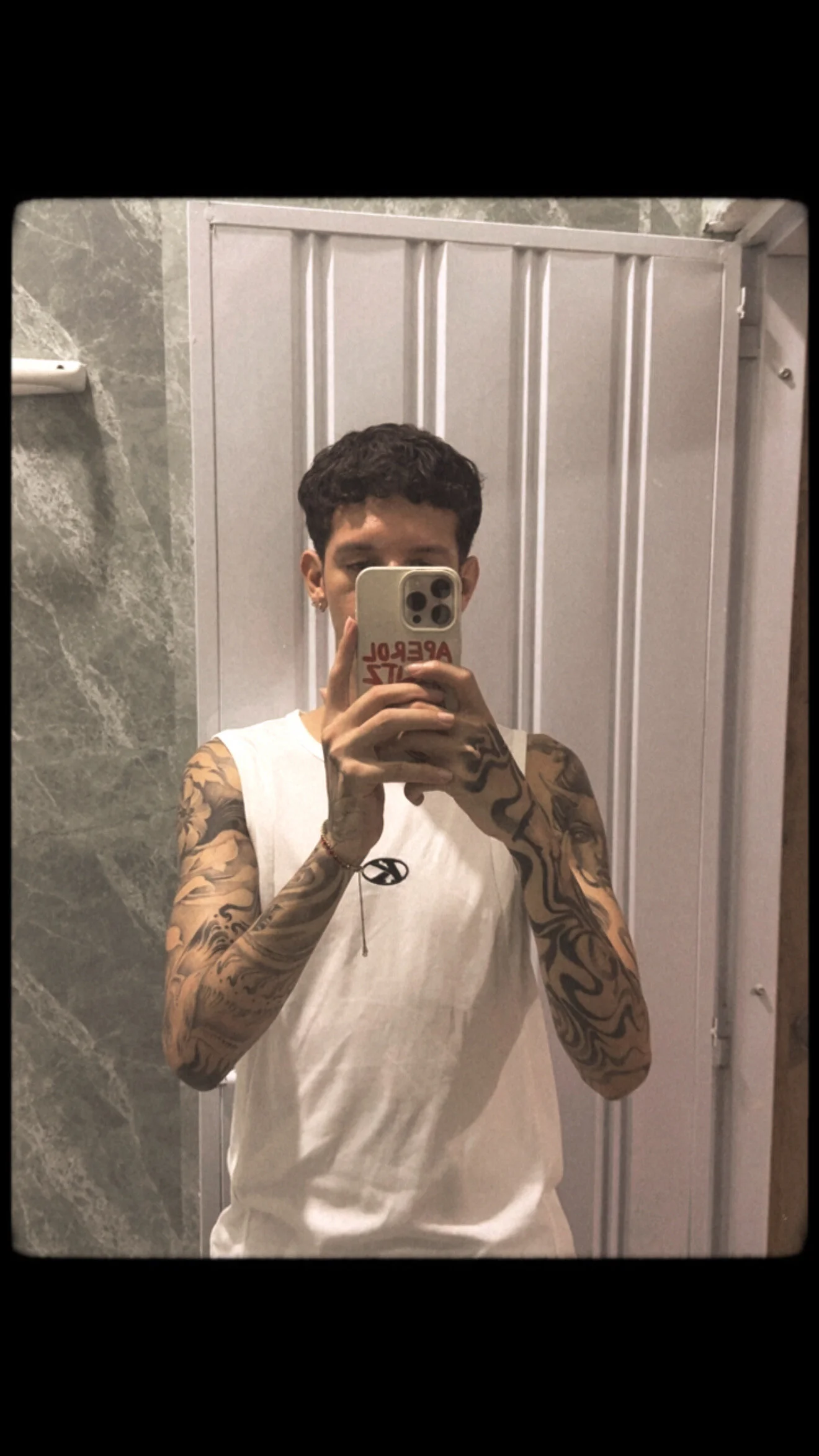XXX Porn Photo of Nude tylerrnova 8