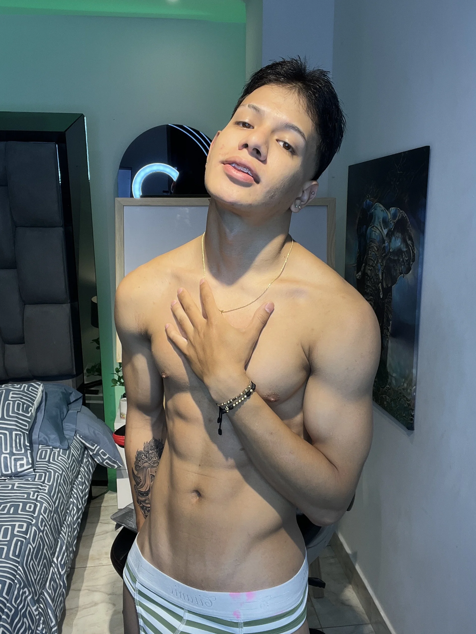 XXX Porn Photo of Nude TonyPetrovjs 59