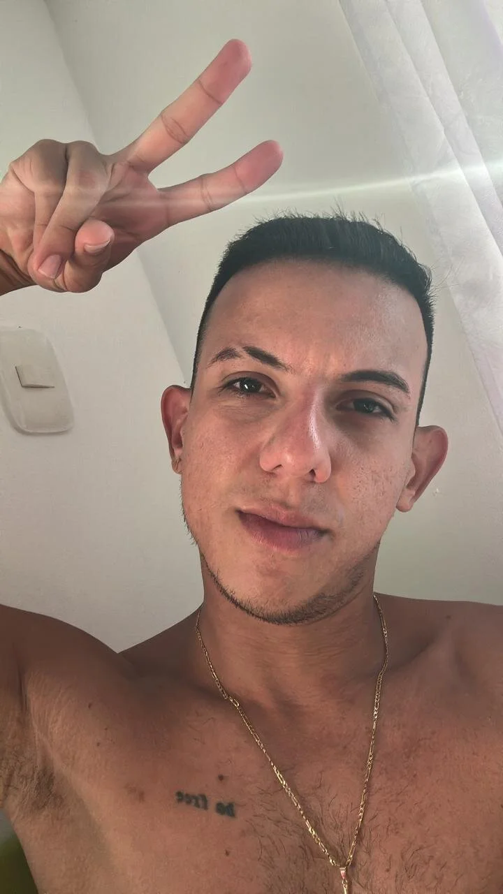 XXX Porn Photo of Nude carter_albeiro 3
