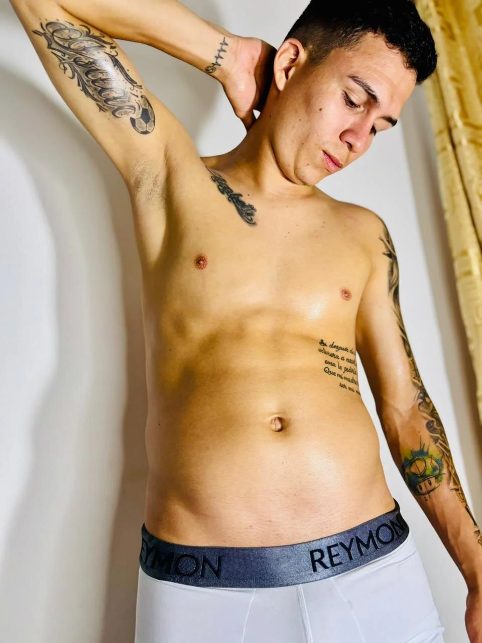 XXX Porn Photo of Nude MrJuan4 5