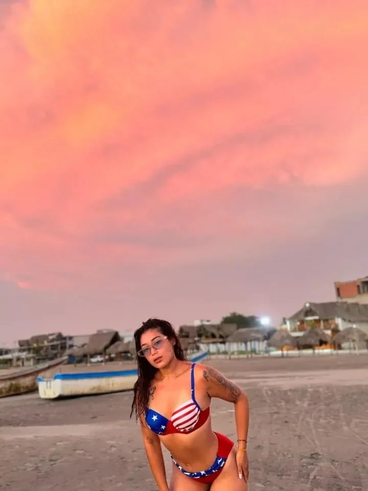 XXX Porn Photo of Nude LilithAmber11 10