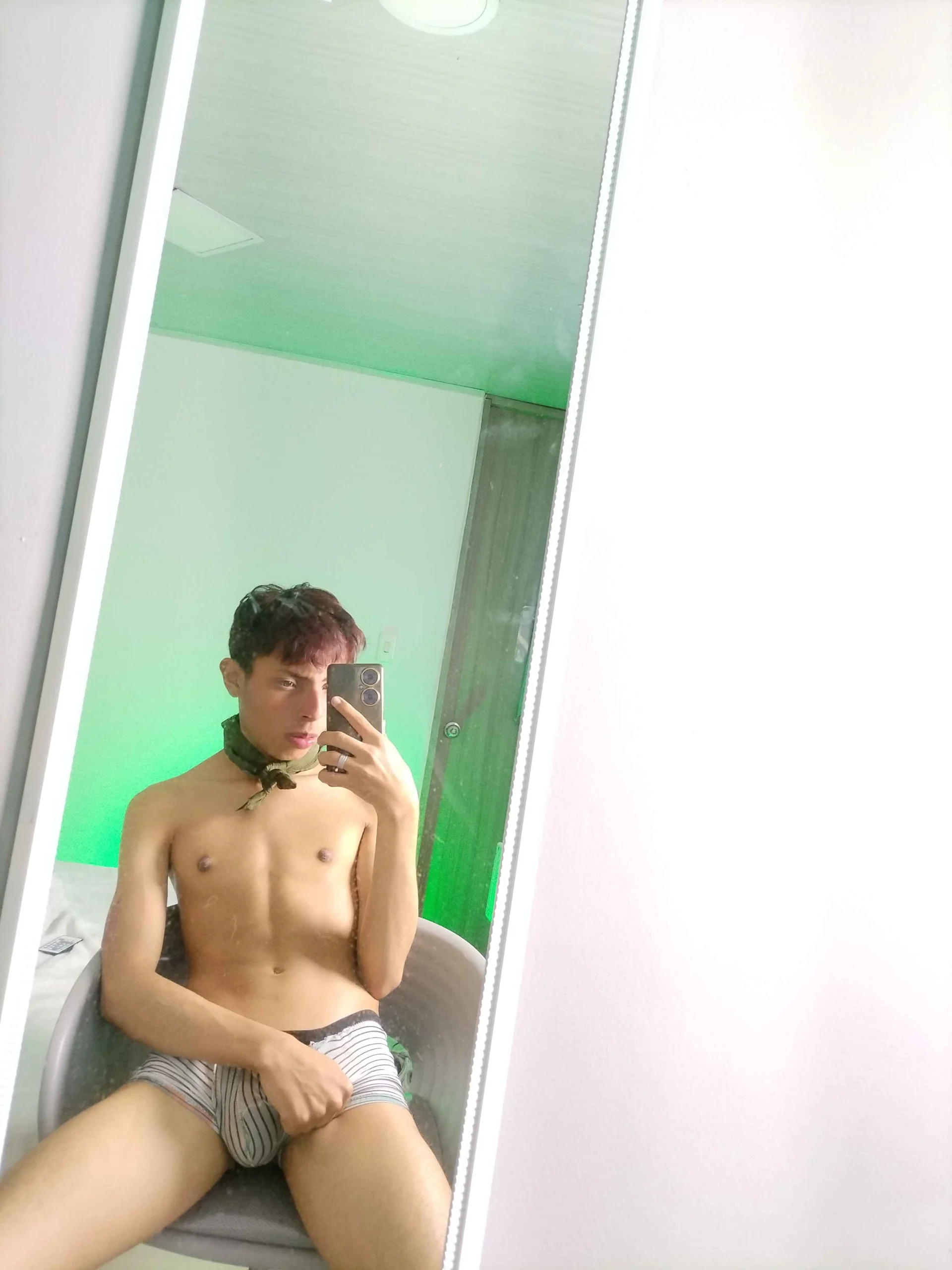 XXX Porn Photo of Nude _camilo_ortiz 10