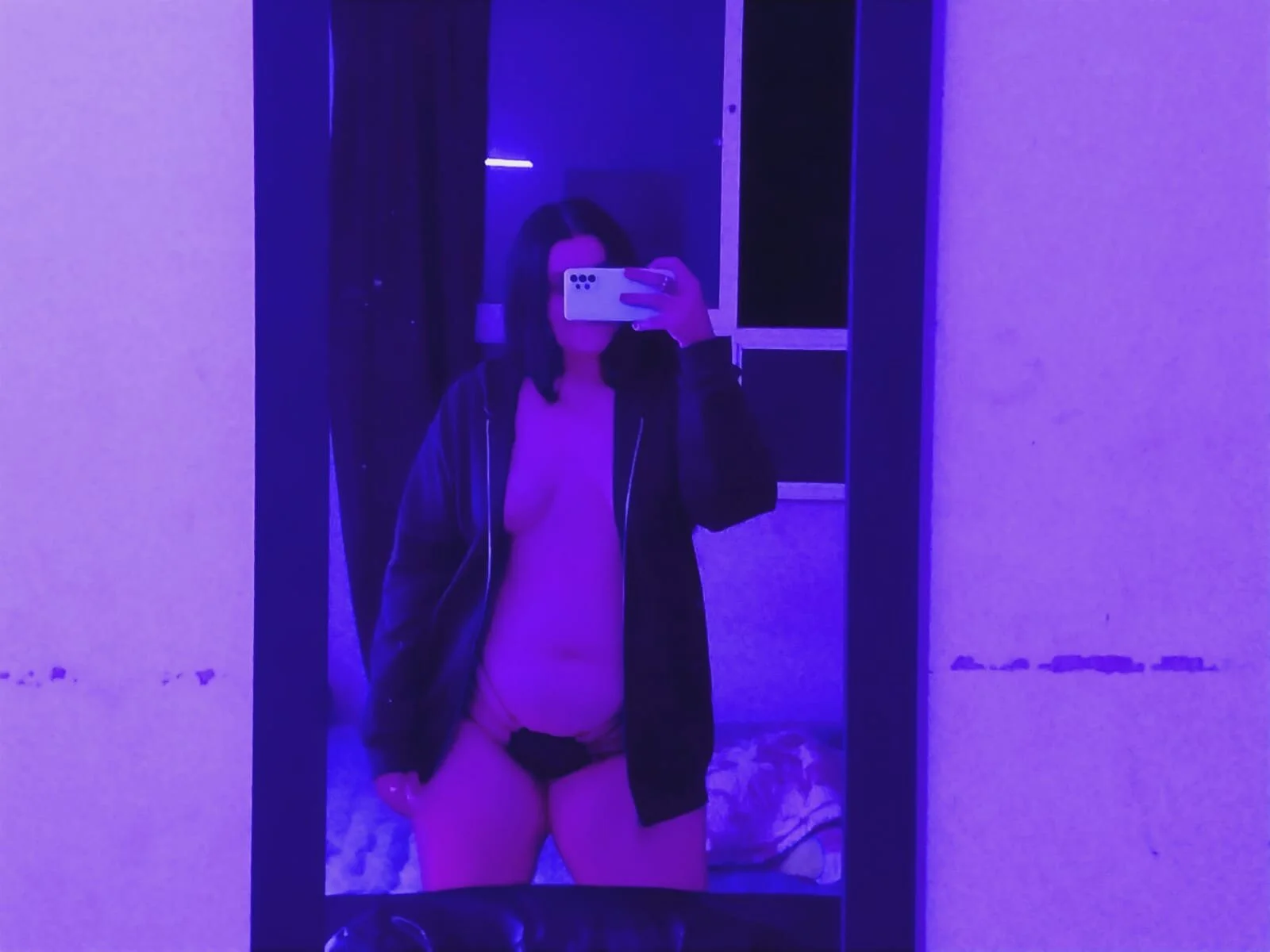 XXX Porn Photo of Nude BlazedPauX 26