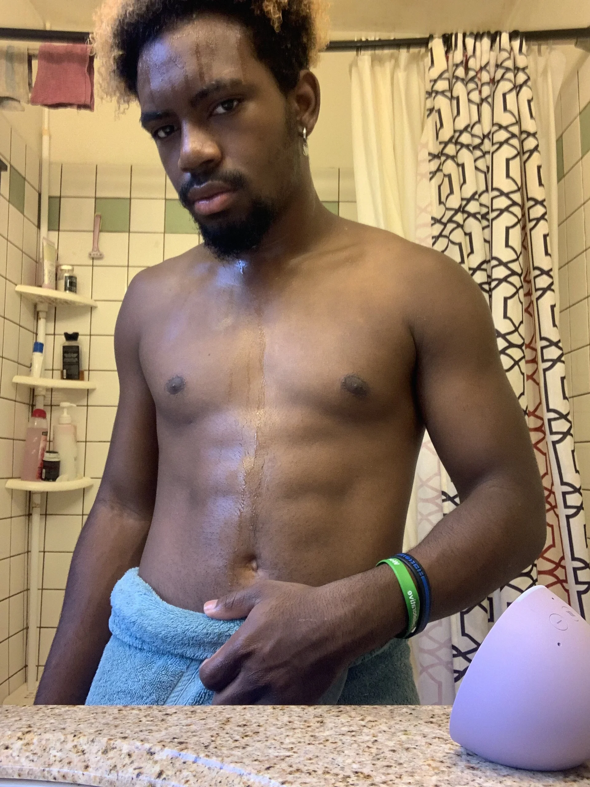 XXX Porn Photo of Nude kyng__tylr 2