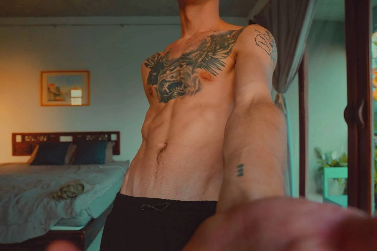 XXX Porn Photo of Nude William_Henry_ 42