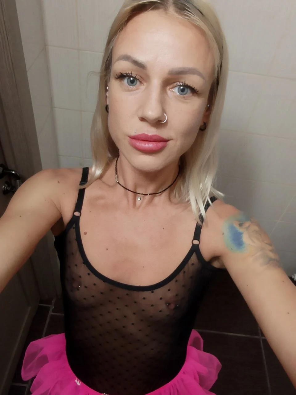 XXX Porn Photo of Nude Skinny_Nally 240