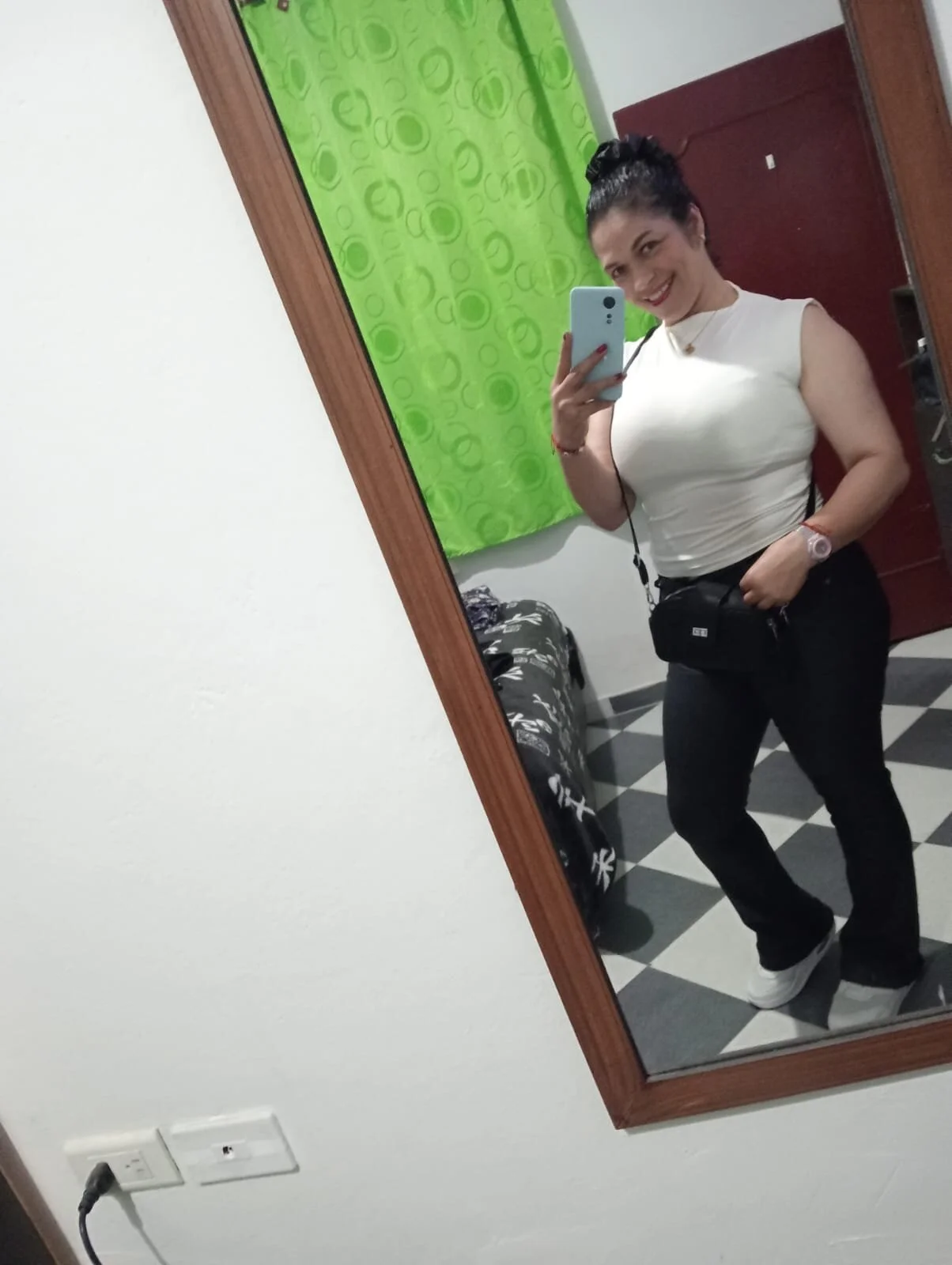 XXX Porn Photo of Nude Aliciia_cute1 123