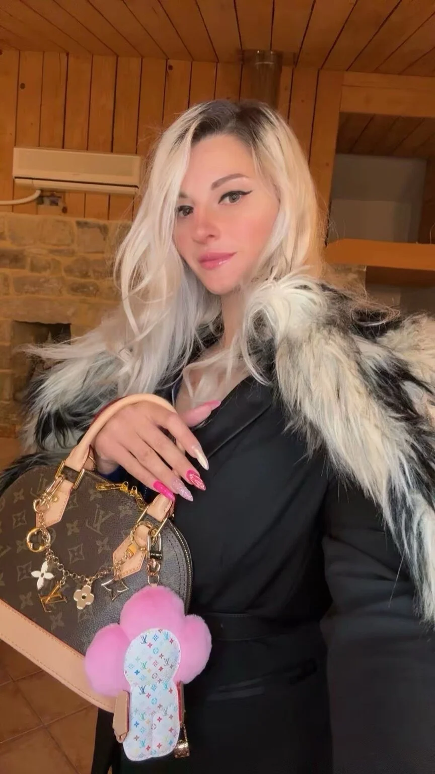 XXX Porn Photo of Nude Barbie-Pink 2