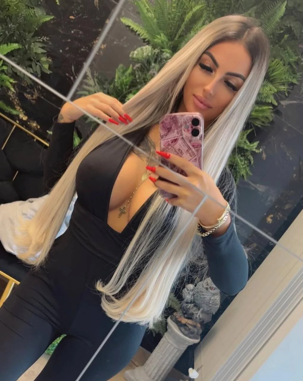 XXX Porn Photo of Nude CelineDyor 18