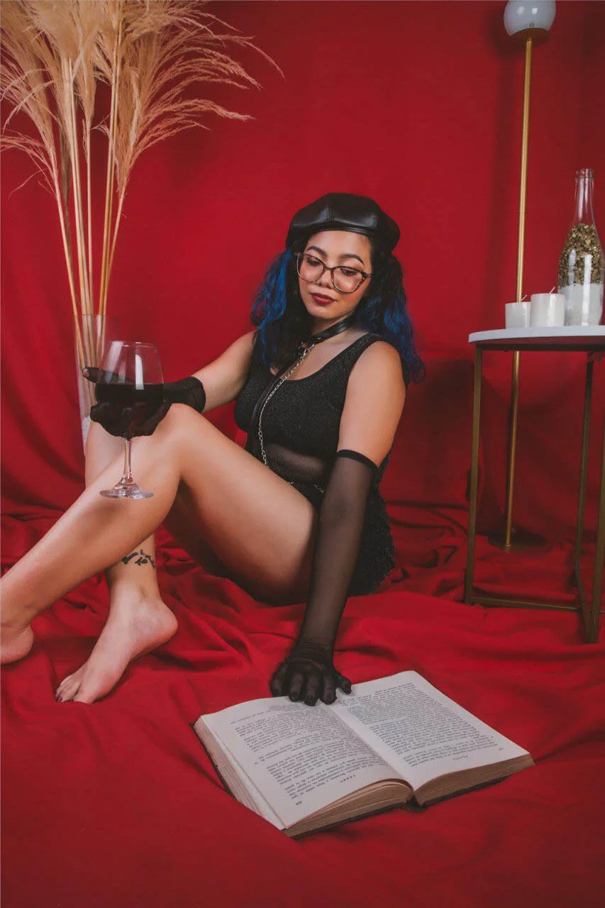 XXX Porn Photo of Nude SelenaBlumX 2